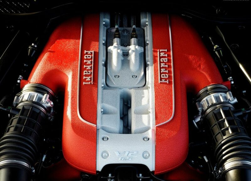 Ferrari-812_Superfast-2018-1024-32