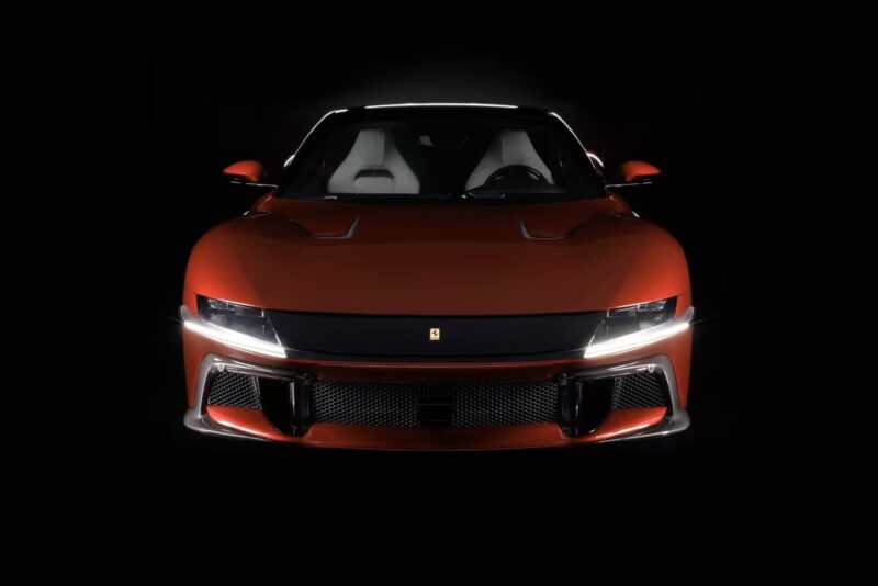 Ferrari 12Cilindri Manuale 02