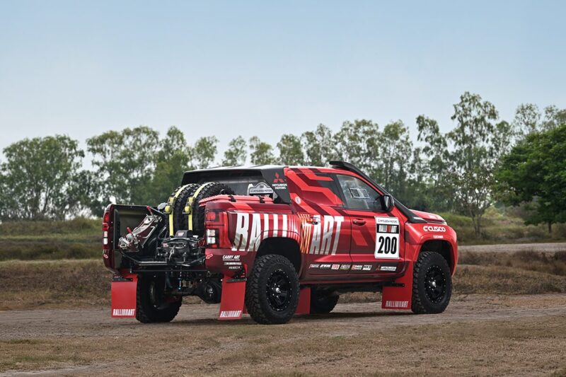 Mitsubishi Triton T1 AXCR 2026 (4)