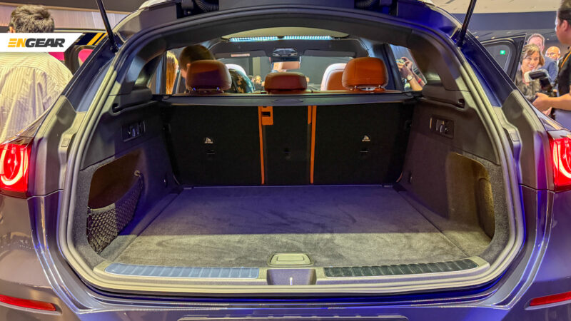 Mercedes-Benz GLC electric 2026 (12)