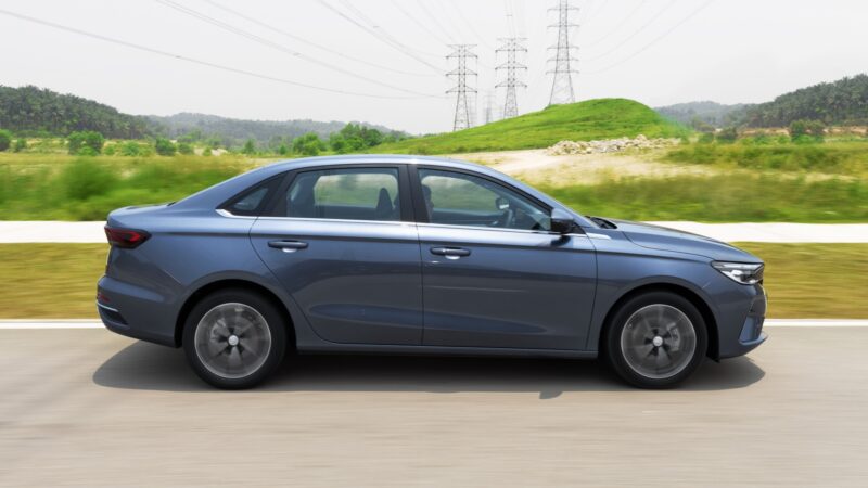 Proton S70 1.5 i-GT 2026 12