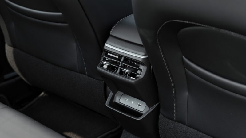 Proton S70 1.5 i-GT 2026 24